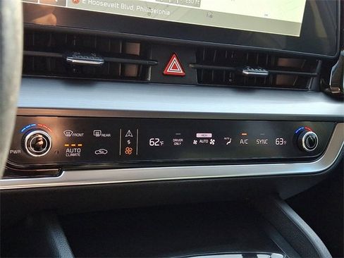 Certified 2023 Kia Sportage EX image 13