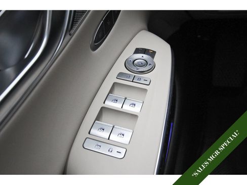 Used 2025 Genesis GV70 3.5T Sport w/ Sport Prestige Package AWD/4WD image 22
