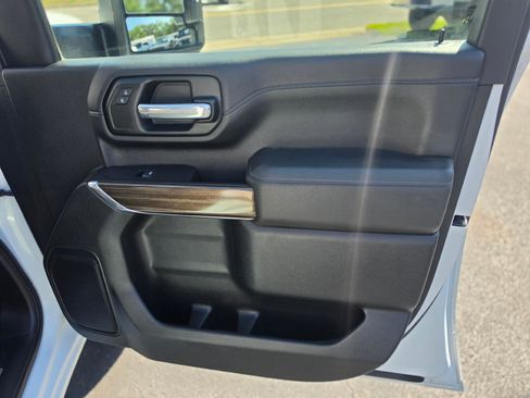 Used 2021 Chevrolet Silverado 2500 LT w/ All Star Edition AWD/4WD image 12