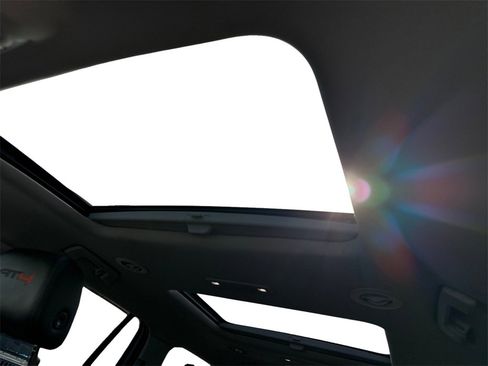 Used 2020 GMC Acadia AT4 image 11