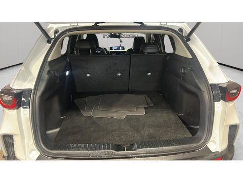 Used 2025 MAZDA CX-50 AWD 2.5 S w/ Premium Plus Pkg image 12