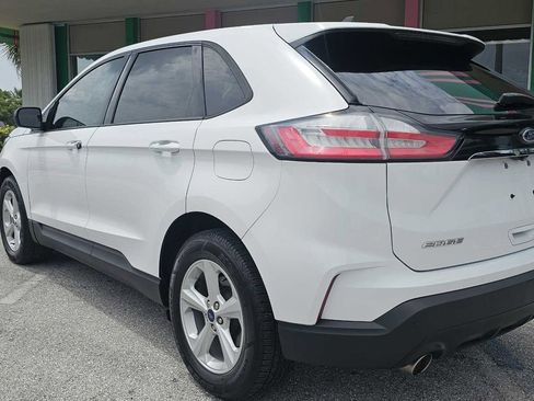 Used 2020 Ford Edge SE AWD/4WD image 3
