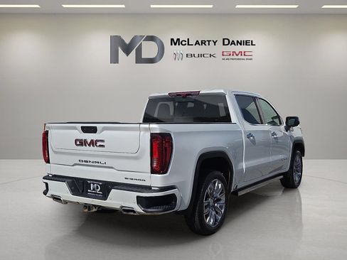 Certified 2024 GMC Sierra 1500 Denali w/ Denali Reserve Package AWD/4WD image 14