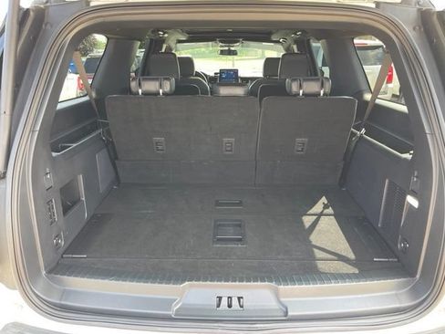Used 2024 Ford Expedition Max Platinum AWD/4WD image 7
