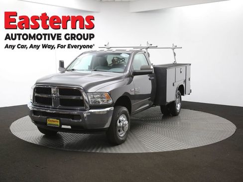 Used 2018 RAM 3500 Tradesman w/ Chrome Appearance Group image 54