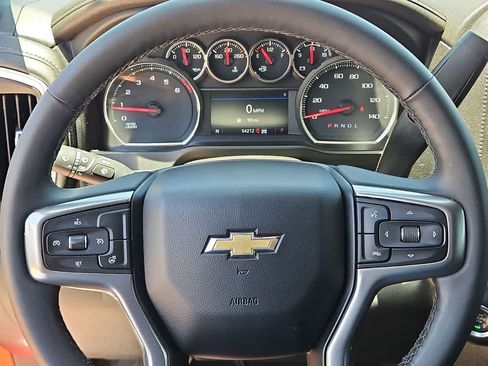 Used 2023 Chevrolet Silverado 2500 LTZ AWD/4WD image 19