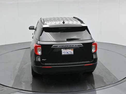 Used 2022 Ford Explorer XLT image 44