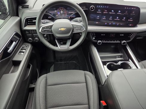 New 2026 Chevrolet Suburban LS w/ LS Custom Edition RWD image 10