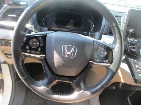 Used 2018 Honda Odyssey Elite image 15