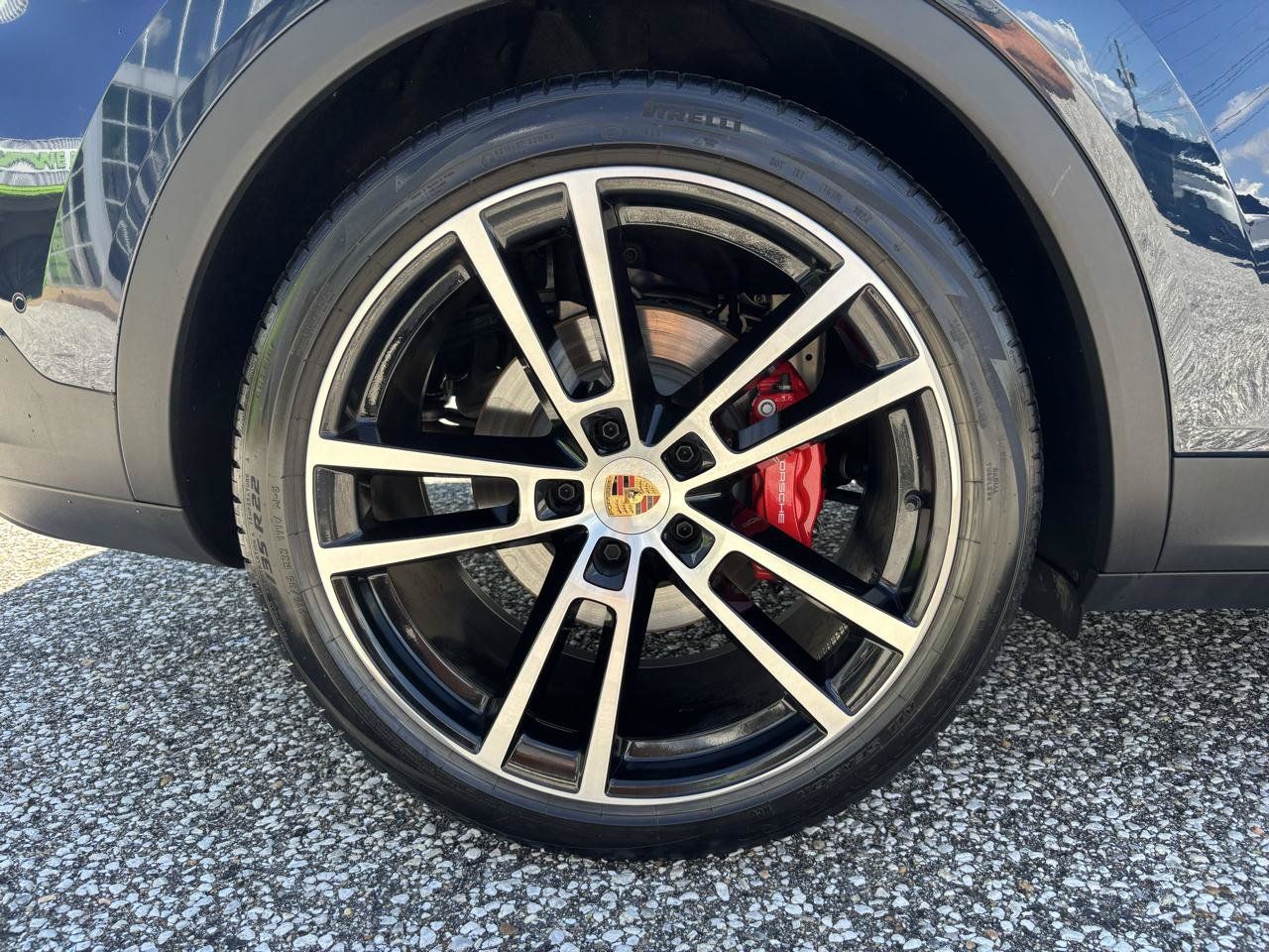 Used 2024 Porsche Cayenne S AWD/4WD image 40