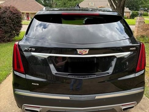 Used 2025 Cadillac XT5 Premium Luxury AWD/4WD image 9