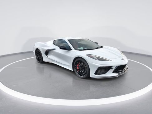 Used 2024 Chevrolet Corvette Stingray Coupe w/ Z51 Performance Package image 2