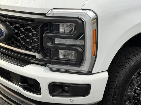 Used 2024 Ford F250 Lariat w/ Lariat Ultimate Package AWD/4WD image 10