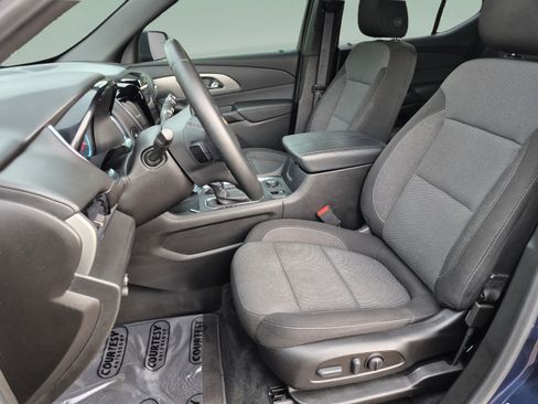 Used 2023 Chevrolet Traverse LT FWD image 20