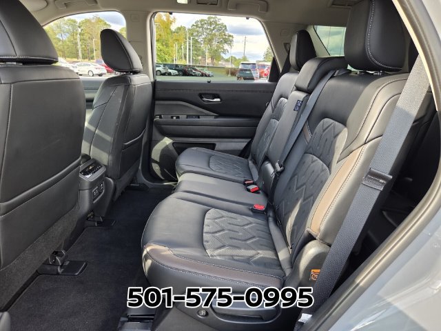 Used 2026 Nissan Pathfinder Platinum w/ Cargo Package FWD image 13