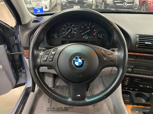 Used 2003 BMW 525i Wagon image 15