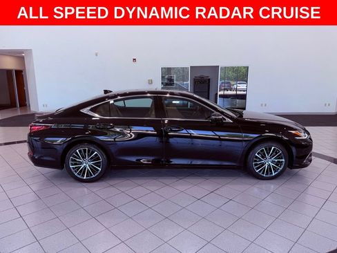 Certified 2024 Lexus ES 350 w/ Premium Package FWD image 8