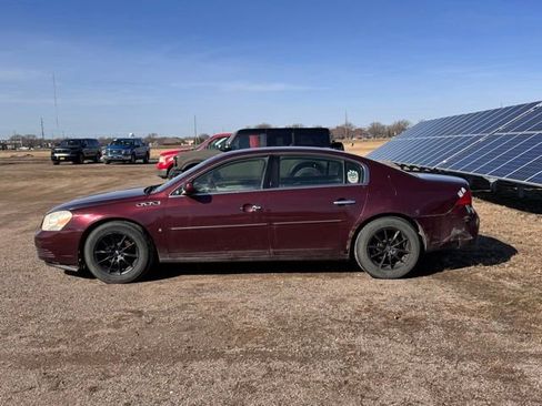 Used 2007 Buick Lucerne CXL image 21