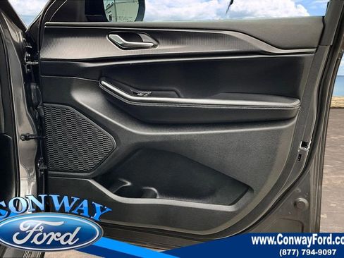 Used 2025 Jeep Grand Cherokee L Laredo w/ Luxury Tech Group I image 31