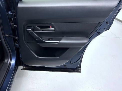 Used 2025 MAZDA CX-50 AWD 2.5 S w/ Premium Plus Pkg image 17