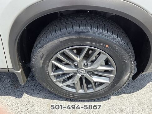 Certified 2024 Nissan Rogue S FWD image 16