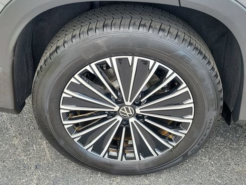 Certified 2026 Volkswagen Tiguan S FWD image 5