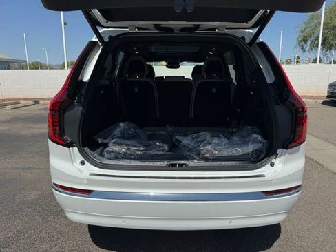New 2026 Volvo XC90 T8 Plus w/ Protection Package Premier image 6