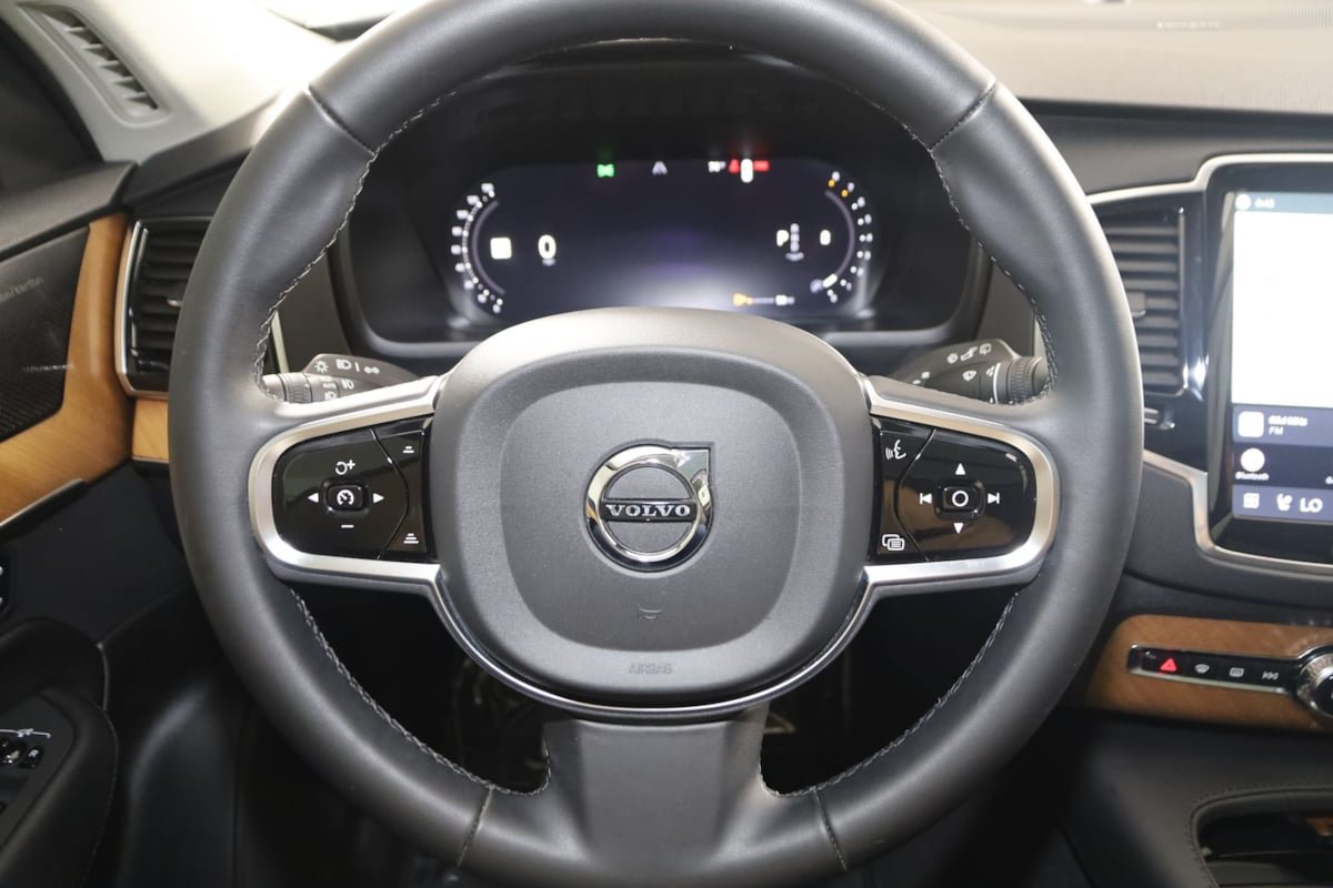 Used 2024 Volvo XC90 B6 Plus w/ Protection Package Premier AWD/4WD image 36