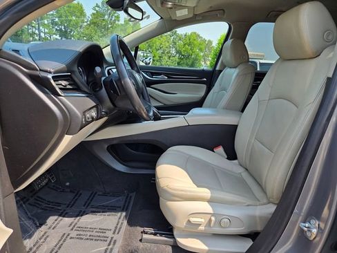 Used 2018 Buick Enclave Premium FWD image 9