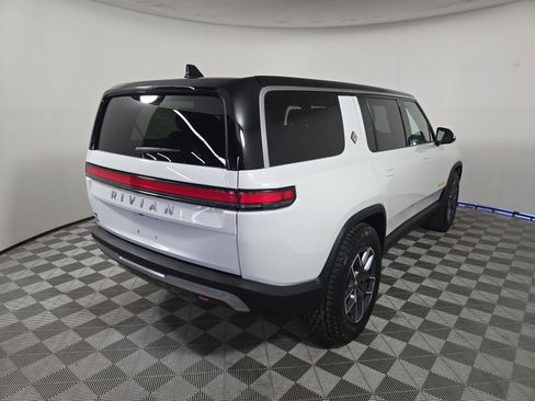 Used 2023 Rivian R1S Adventure AWD/4WD image 5