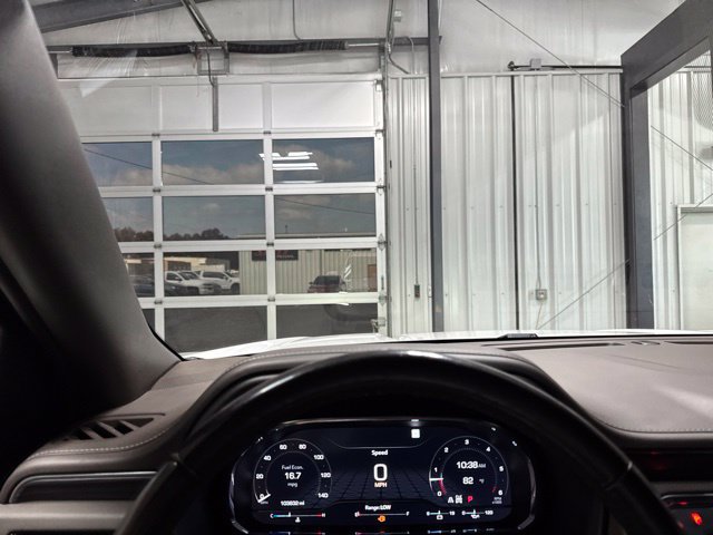 Used 2022 GMC Yukon XL SLT AWD/4WD image 9