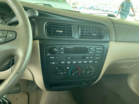 Used 2001 Ford Taurus LX FWD image 5
