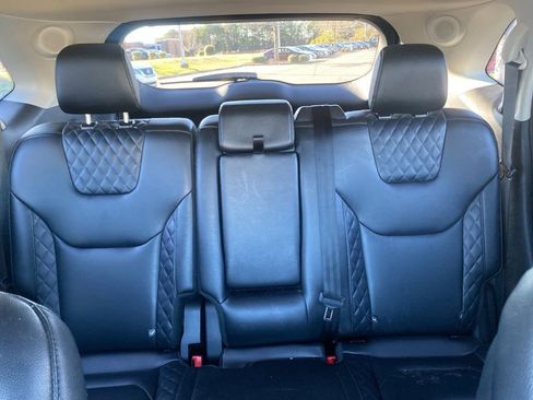 Used 2023 Ford Edge Titanium image 28