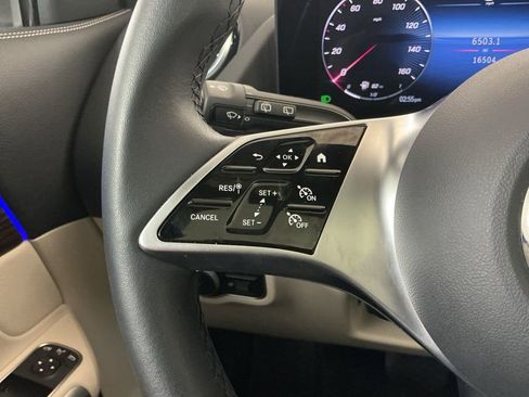 Used 2024 Mercedes-Benz GLA 250 4MATIC image 17