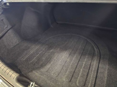 Used 2022 Hyundai Elantra SE image 35