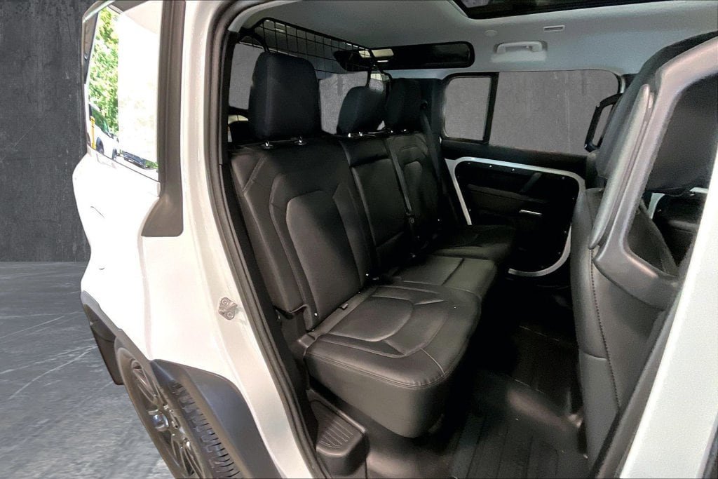 Certified 2025 Land Rover Defender 110 S AWD/4WD image 26