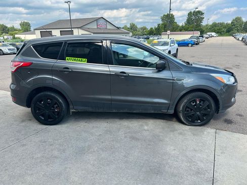 Used 2016 Ford Escape SE AWD/4WD image 4