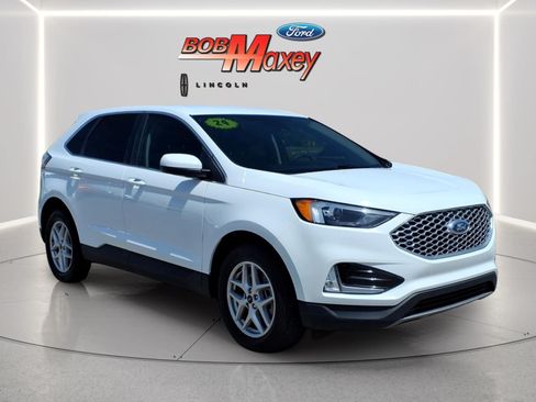 Used 2024 Ford Edge SEL w/ Convenience Package AWD/4WD image 3