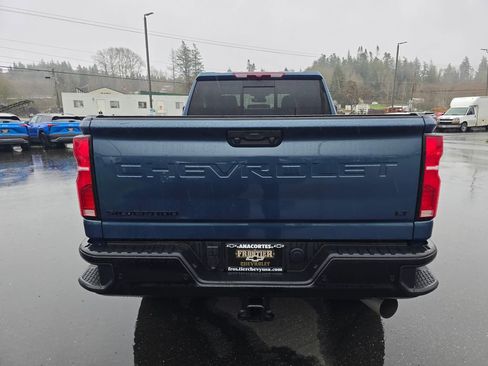 Used 2025 Chevrolet Silverado 2500 LT w/ Trail Boss Package image 4