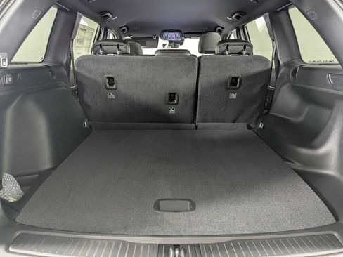 New 2026 Jeep Grand Cherokee Altitude RWD image 23