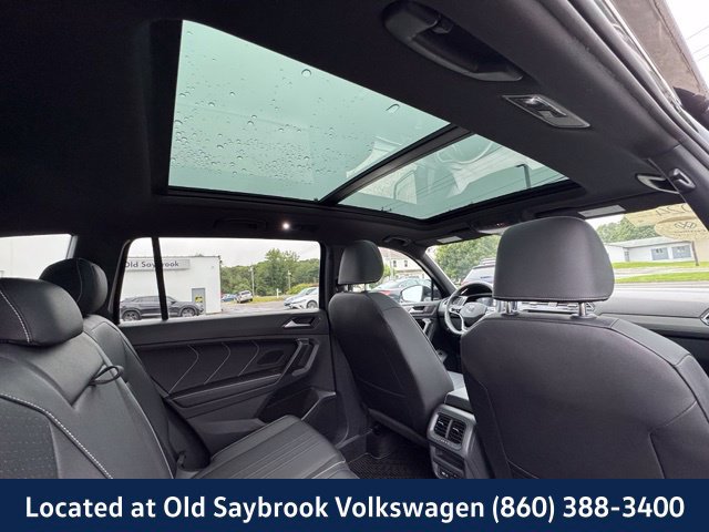 Certified 2024 Volkswagen Tiguan SE R-Line AWD/4WD image 26