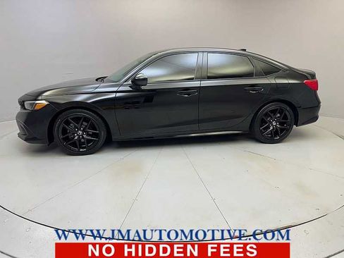 Used 2024 Honda Civic Sport image 2