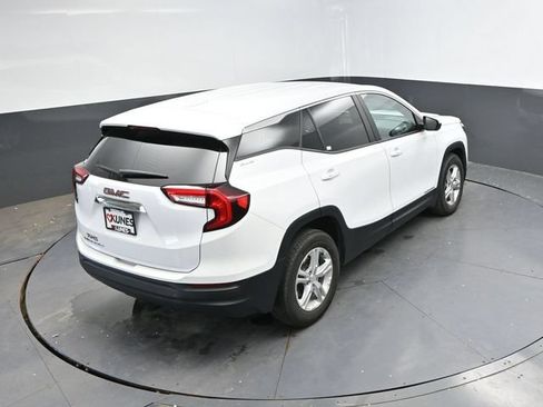 Used 2024 GMC Terrain SLE FWD image 25