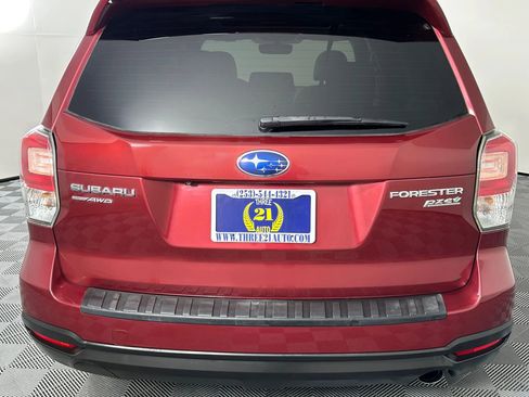 Used 2017 Subaru Forester 2.5i Limited w/ Popular Package #2 image 9