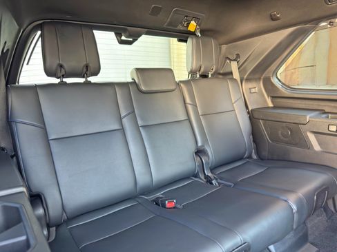 Used 2023 Toyota Sequoia Platinum AWD/4WD image 44