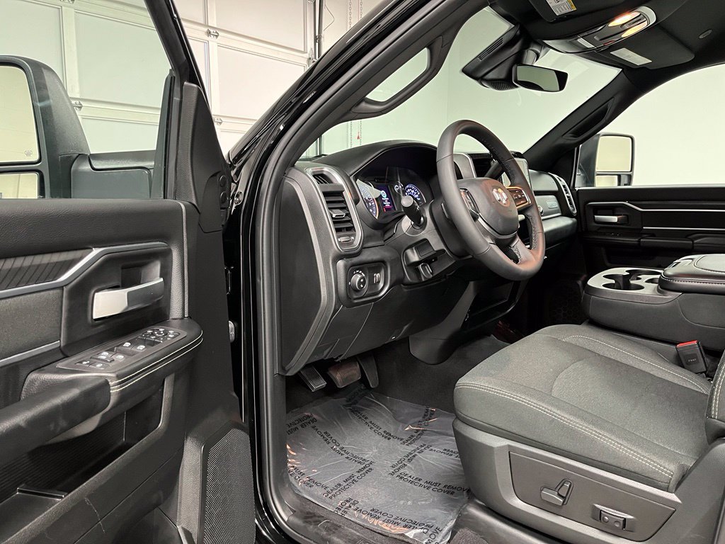 Used 2026 RAM 2500 Big Horn AWD/4WD image 17