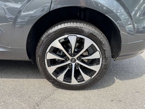 New 2026 Audi Q3 quattro 2.0T AWD/4WD image 9