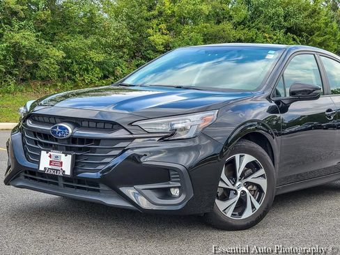 Used 2024 Subaru Legacy Premium AWD/4WD image 2