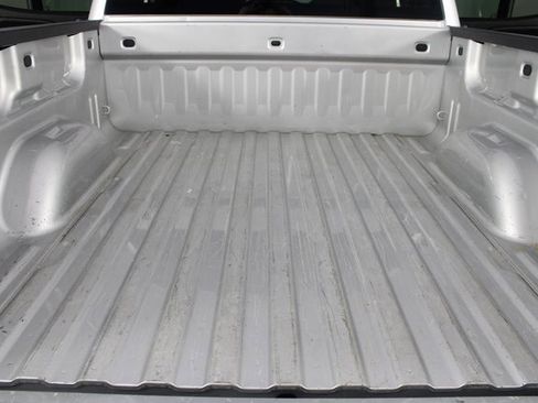 Used 2018 Chevrolet Silverado 1500 LT w/ All Star Edition image 17