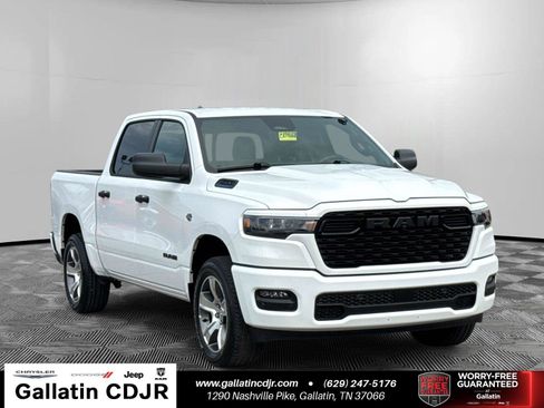 Used 2026 RAM 1500 Express AWD/4WD image 3